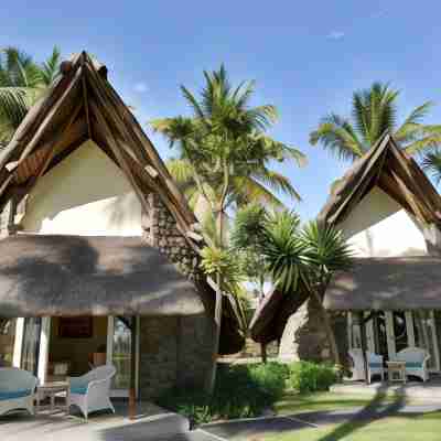La Pirogue Mauritius Hotel Exterior