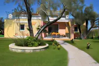 Three Stars Luxury Villas