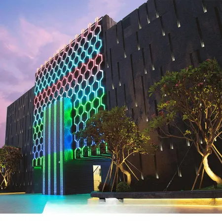 Royal Group Motel Feng Shan Branch Отели рядом с достопримечательностью «Станция метро Caoya»
