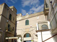 Locanda Al Castello Hotels near Vieste Promenade