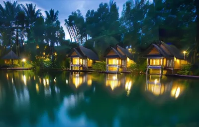 Kampung Sampireun Resort & Spa فنادق في Samarang