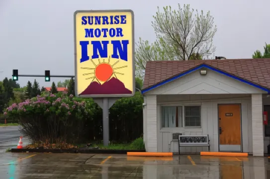 Sunrise Motor Inn