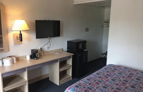 拉頓Travelodge by Wyndham酒店