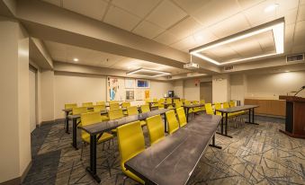 Holiday Inn Express & Suites Tampa Northwest-Oldsmar