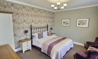 Three Shires Inn