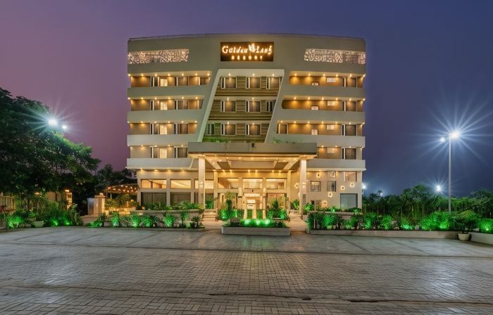 Golden Leaf Resort