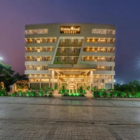 Golden Leaf Resort