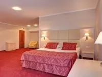 Delmont Hotel Hotels in Sukko