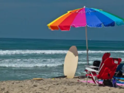 1BR Guest Apartment On Private Estate -KING BED- Pick Oranges by the Front Door Hotels in Vista