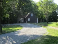 Recently Renovated 3 BR (Jewel) in the Heart of Finger Lakes