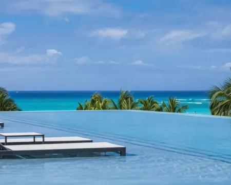 アロヒラニリゾートワイキキビーチ ホノルルのホテル