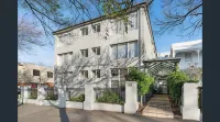 Knightsbridge Apartments Hotels in der Nähe von Melbourne Cricket Ground