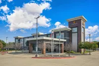 La Quinta Inn & Suites by Wyndham Austin NW/Lakeline Mall Hotels near tru art studio
