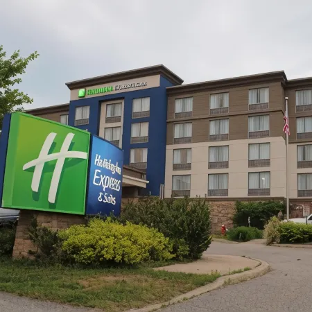 Holiday Inn Express & Suites HUNTSVILLE - MUSKOKA by IHG