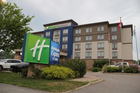 Holiday Inn Express & Suites Huntsville - Muskoka