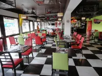 Enzo Hotels Vierzon By Kyriad Direct - parking