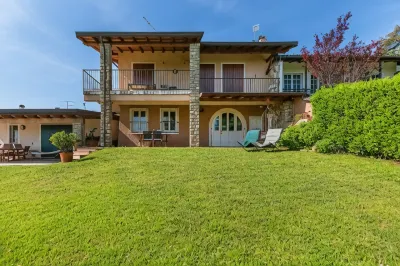Casa Alba Con Giardino e Patio by Wonderful Italy