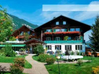 Hotel Waldrand Hotels in Lenk