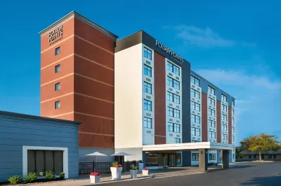 Four Points by Sheraton Hamilton - Stoney Creek Hotels in der Nähe von Starlite Drive-In Theatre