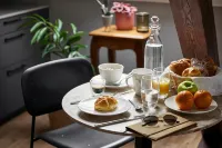 Base Lausanne - Contactless Check IN - Kitchens