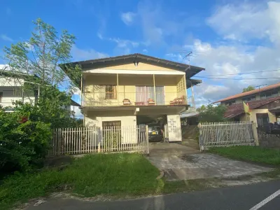 プライム ロケーション アパートメント イン パラマリボ のホテル