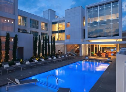 Graduate by Hilton Dallas