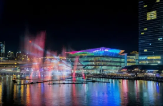 温馨冷氣房．步行1分鐘達中央站．近達令港唐人街CBD