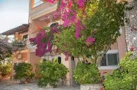 Large Apartment Tonia with Sea View - Pelekas Beach, Corfu
