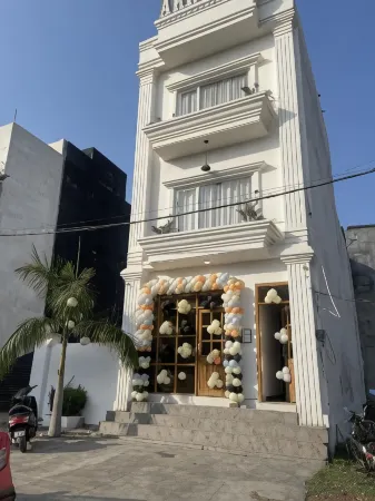 Hotel Arrow 19 Отели рядом с достопримечательностью «Needs»