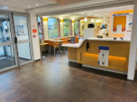 努瓦永宜必思快捷飯店