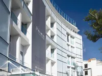 The Vine Hotel