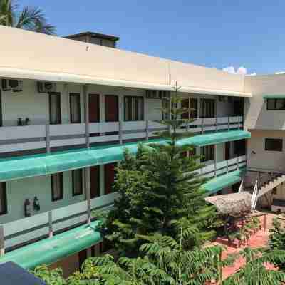 Gnaanams Hotel and Restaurant Hotel Exterior