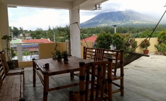 Mayon Lodging House
