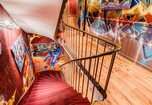 앱솔루트 호텔 파리 외관