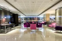 Hotel Zenit Pamplona - ที่มีบาร์