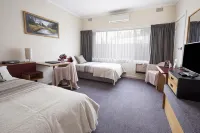 Redhill Cooma Motor Inn فنادق في كوما