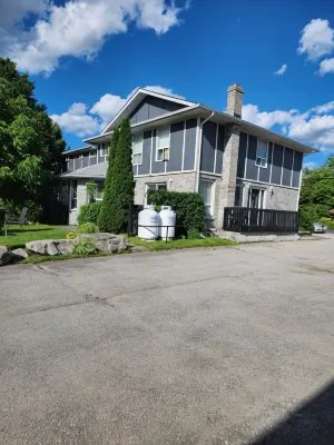 Princess Motel Hotels in Trent Lakes