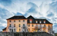 Hostellerie de la Tour d'Auxois Hotels in Saulieu