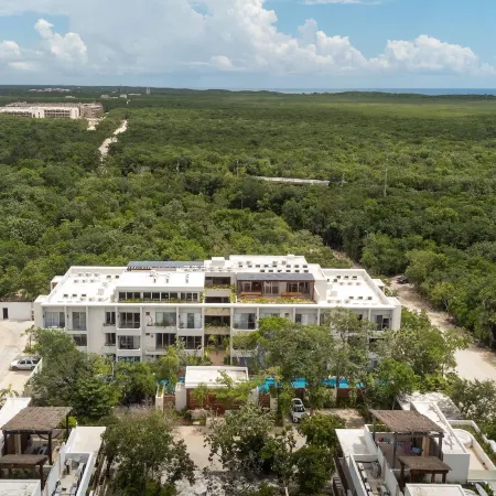 Nhoa 208C Lux 1Br Condo Jungle View in Aldea Zama