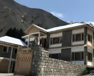 Hotel Deep Forest