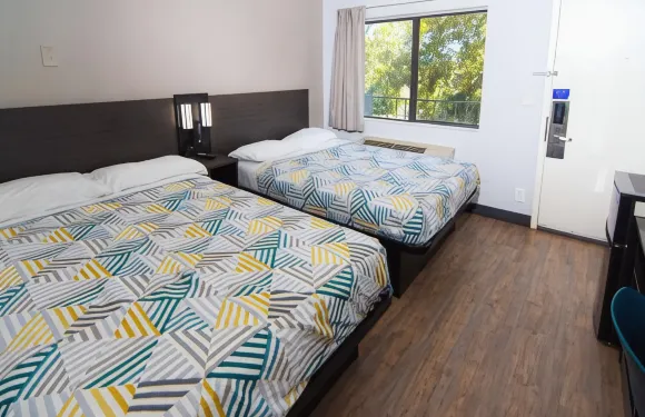 佛羅里達蘭塔納 6 號汽車旅館