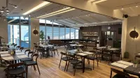 Queen's Hotel - Zebra Centre - breakfast