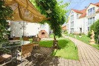 Flair Hotel Zum Schwarzen Reiter Hotels in Adelsried