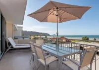 Beachpoint Apartments Hotels in Ohope