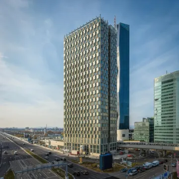 District Living Hotel berhampiran WU Executive Academy