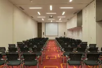 Holiday Inn Express JAKARTA PLUIT CITYGATE by IHG - Business