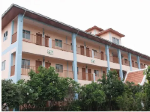 อำพันรีสอร์ท โรงแรมใกล้วัดหนองปรือ