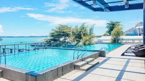 Palam Mansion at Apartment One Residence - Infinity Pools