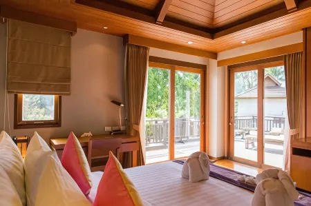 Maehaad Bay Resort Отели рядом с достопримечательностью «Haad Son»