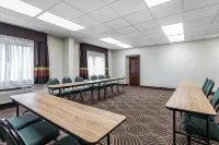Quality Inn & Suites Hotels in Salisbury
